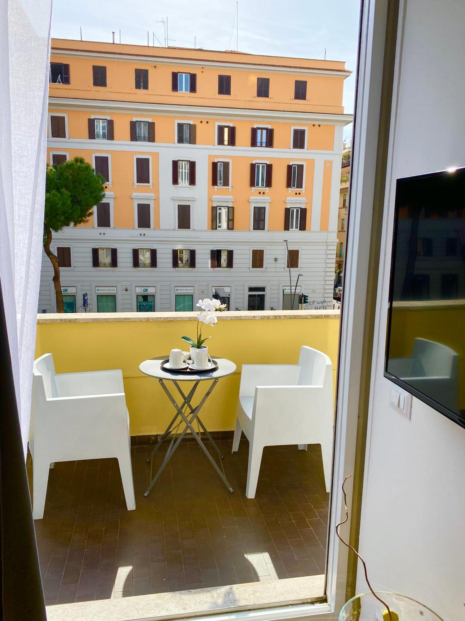 La Maison, Vicino Al Colosseo! โรม ภายนอก รูปภาพ